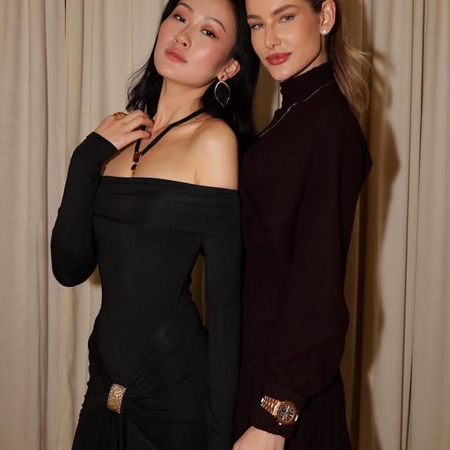 Photo shared by Traiple App on March 03, 2026 tagging @jennadykstraa, @amyzuoyi, and @houseofcontra. May be an image of one or more people, makeup, hair, turtleneck and text.